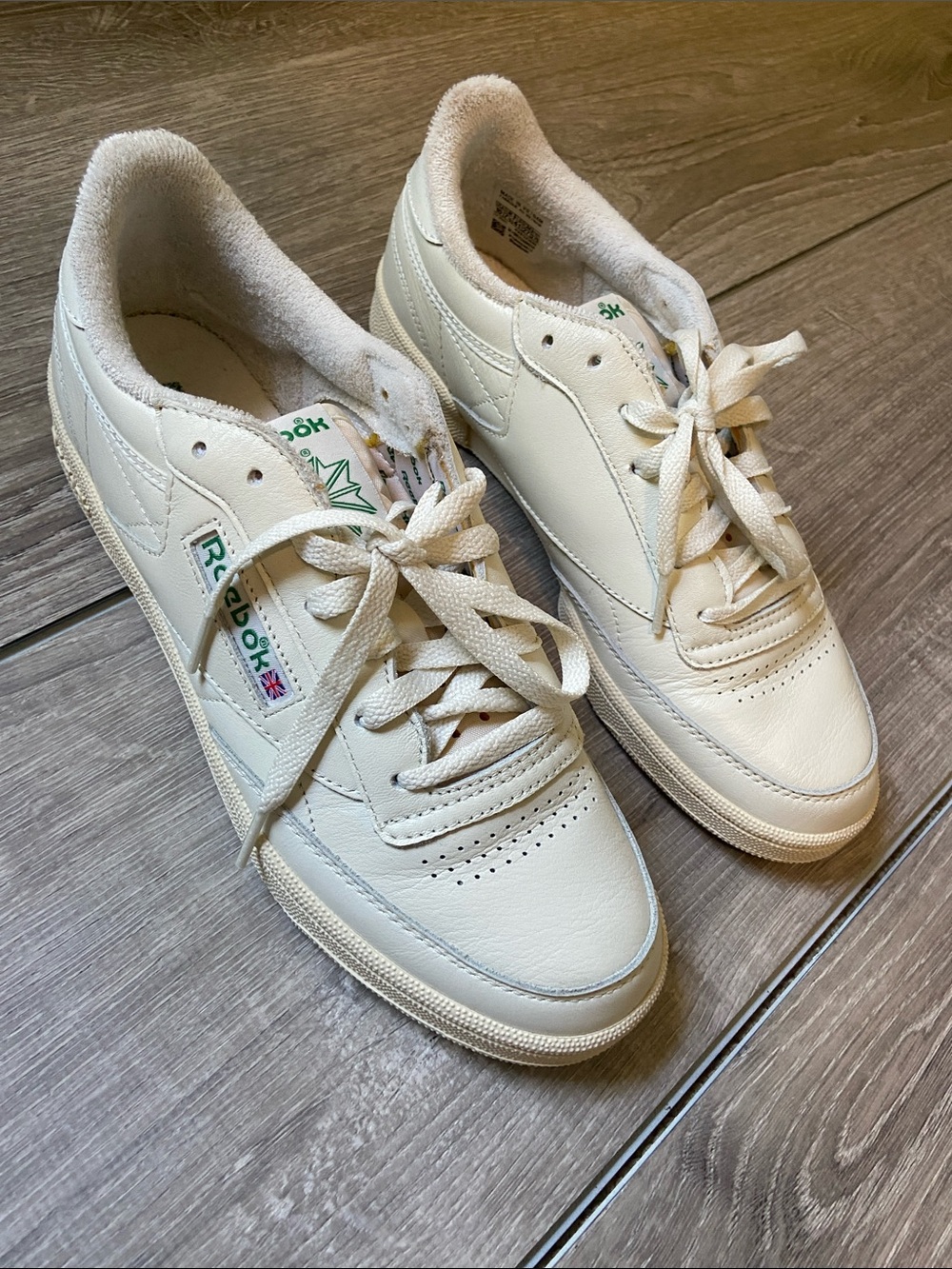 Reebok Low-Top Leather Sneakers